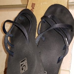 Teva women's size 7